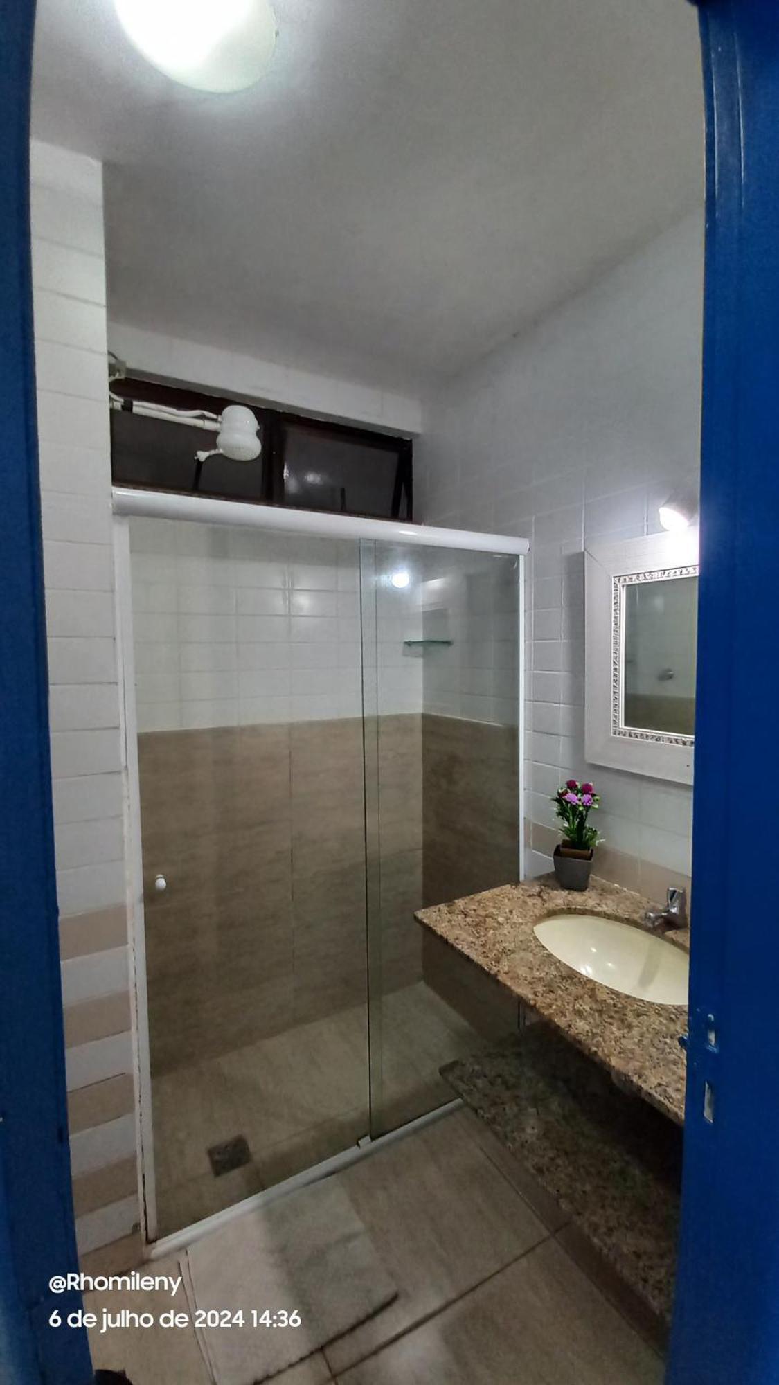 Apartamento Frente Mar 03qt *